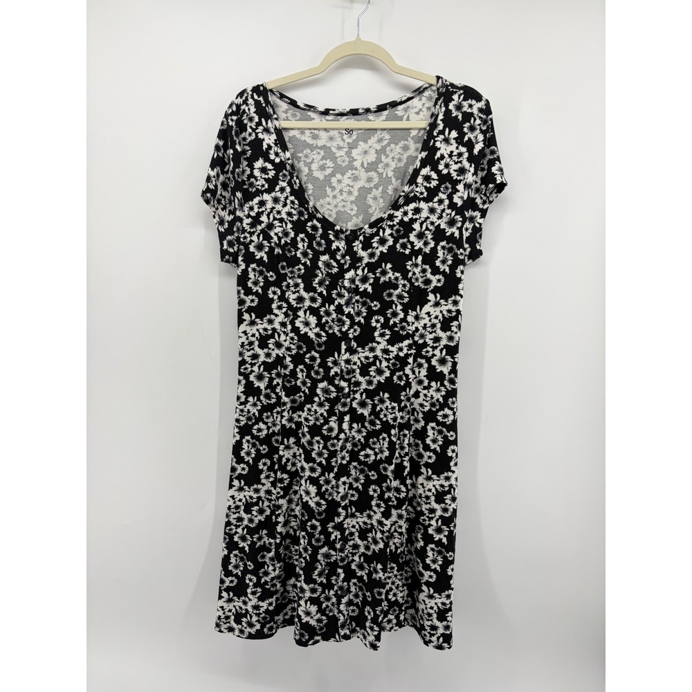 So Womens XL Black Floral Short Sleeve Lace Up Back Fit‎ & Flare Skater Dress
